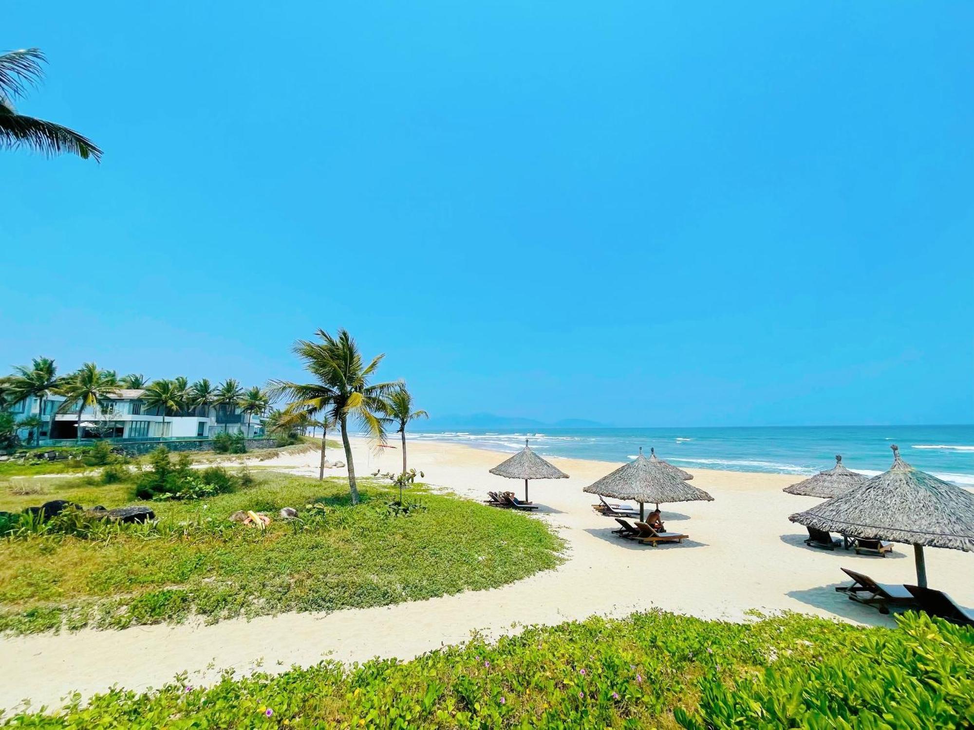 Memories Holiday Beach Villa Da Nang Exteriör bild